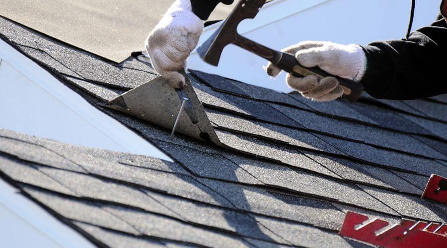 Professional residential roofers in Veteran, WY